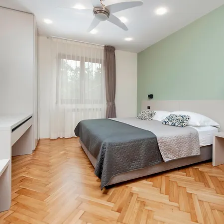 Nina Bed and breakfast 4*
